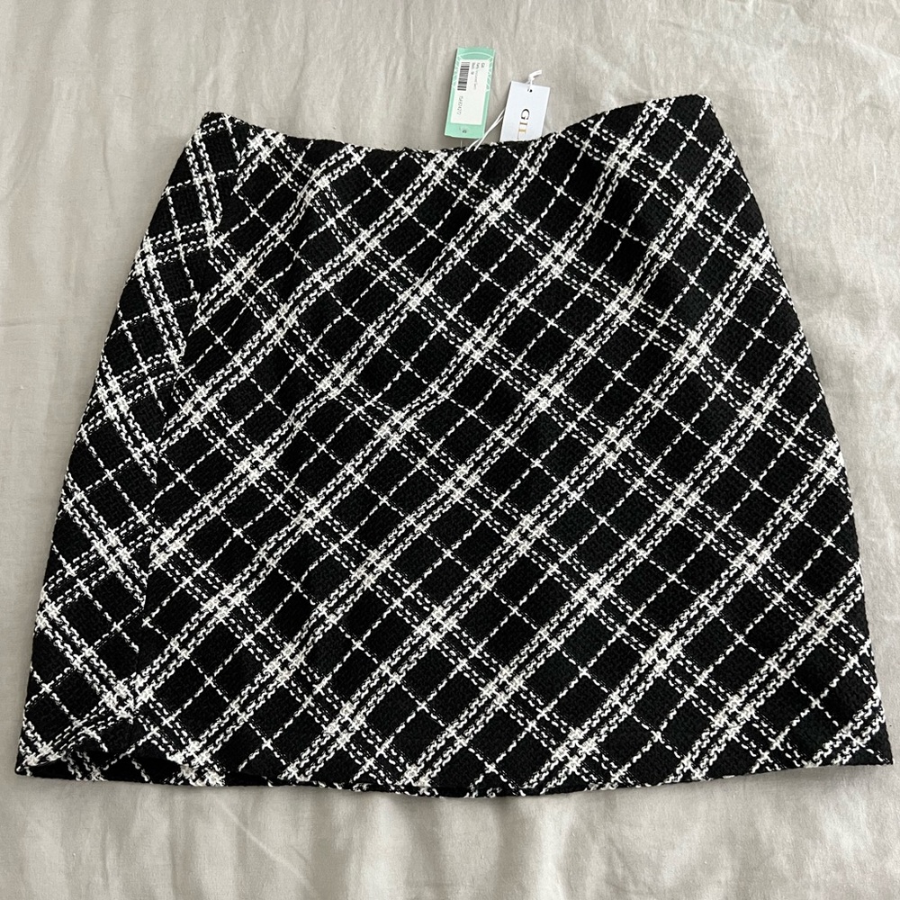 NWT 1X Gilli “Karla” Textured Skirt